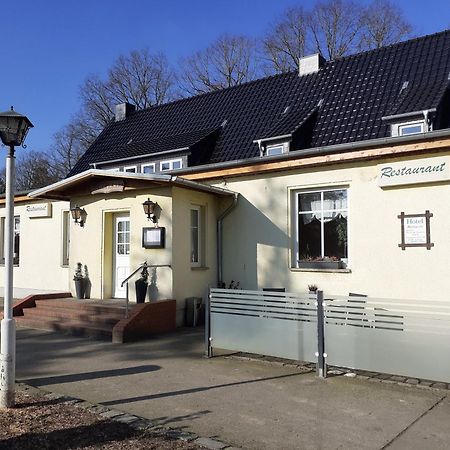 Hotel Waldperle Jarmen Esterno foto